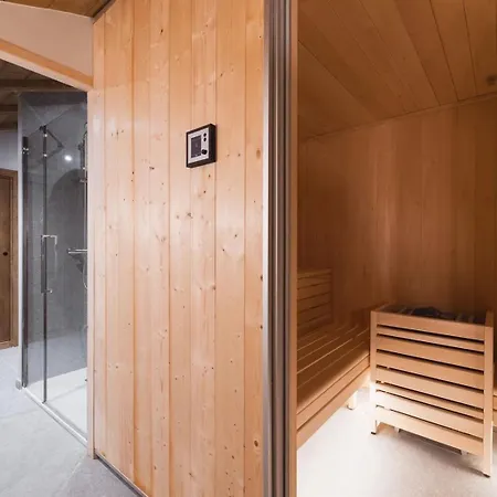 Discreet Alpine Luxury Art Of Living In *