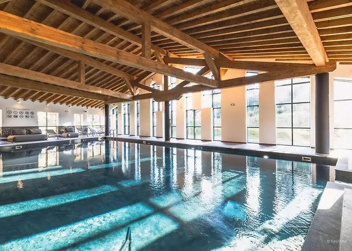 Discreet Alpine Luxury Art Of Living In *